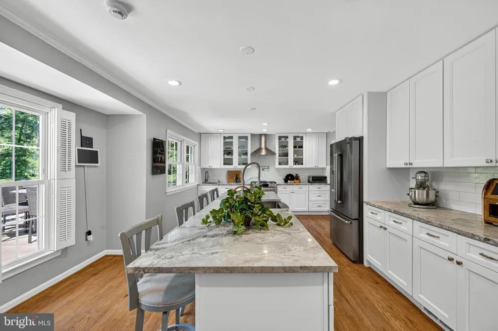 3914 RIVE DRIVE Alexandria, VA 22309