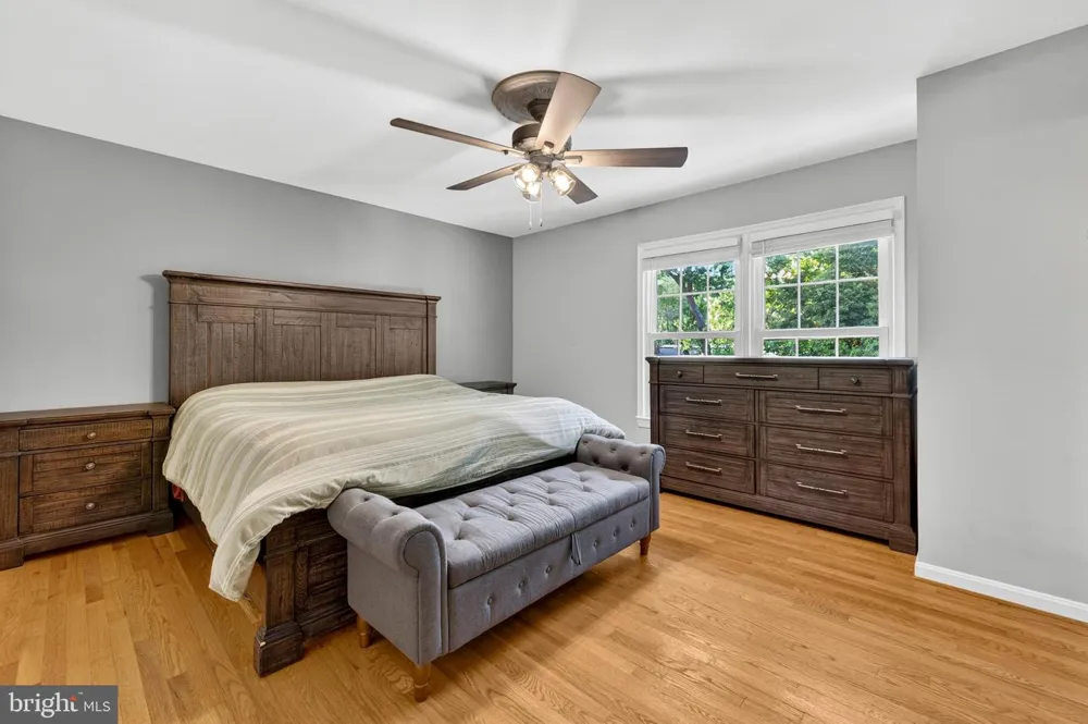 3914 RIVE DRIVE Alexandria, VA 22309