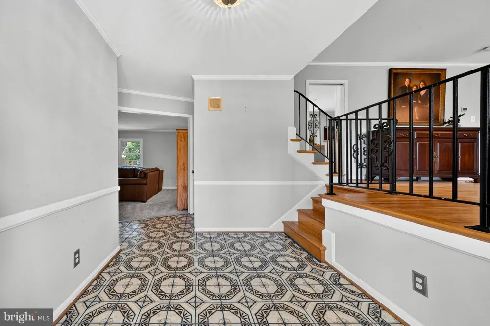 3914 RIVE DRIVE Alexandria, VA 22309
