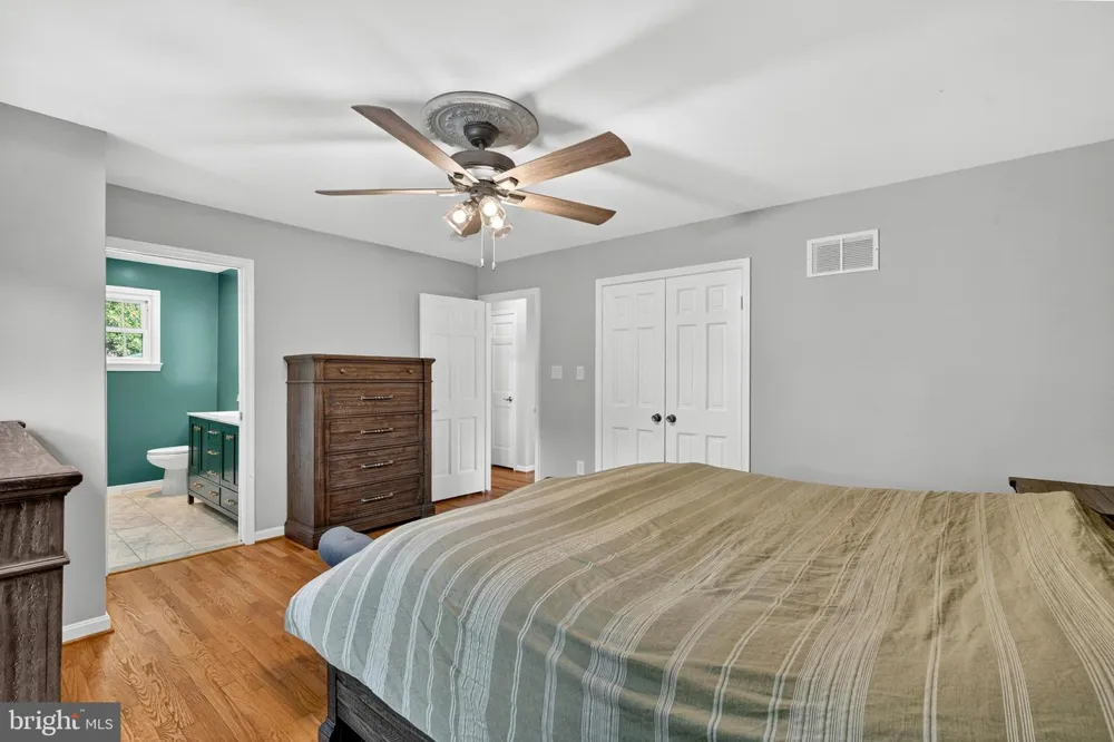3914 RIVE DRIVE Alexandria, VA 22309