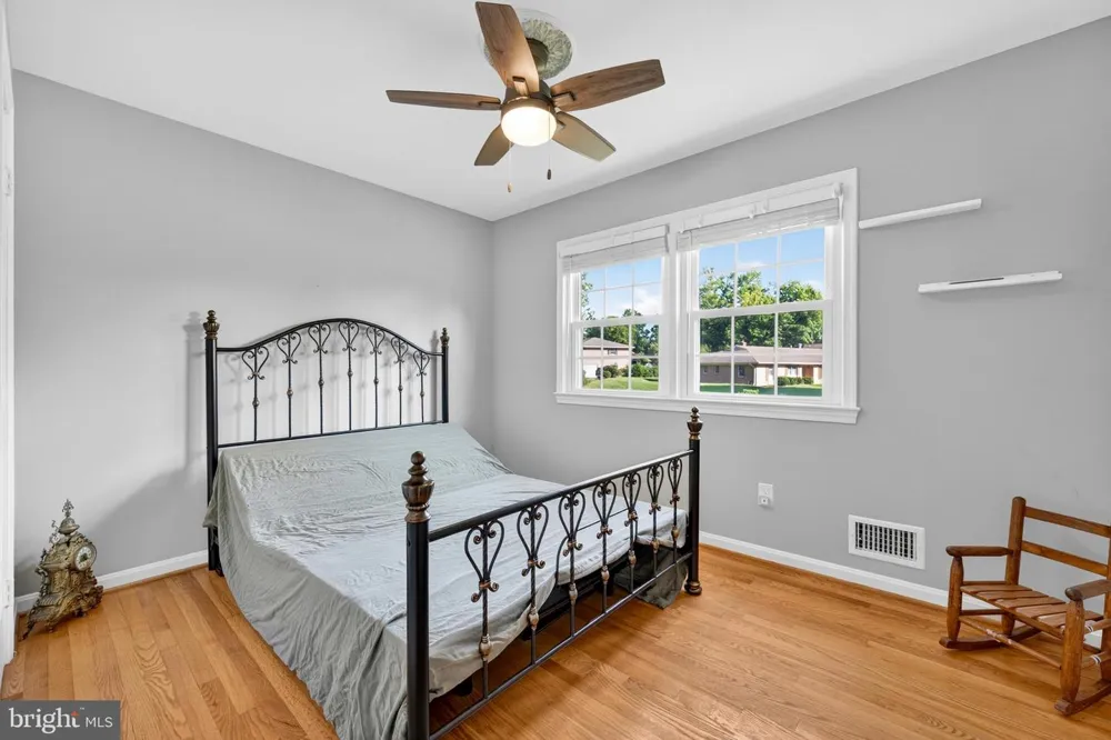 3914 RIVE DRIVE Alexandria, VA 22309