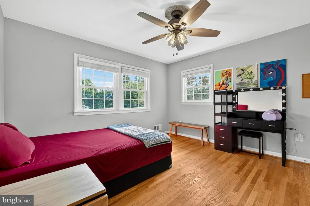 3914 RIVE DRIVE Alexandria, VA 22309
