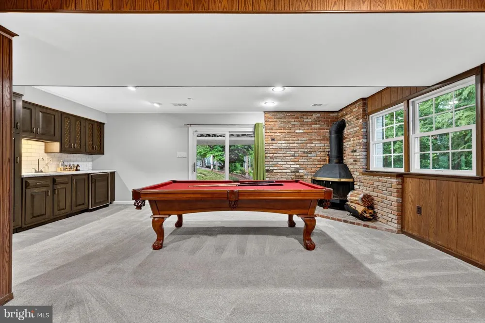 3914 RIVE DRIVE Alexandria, VA 22309