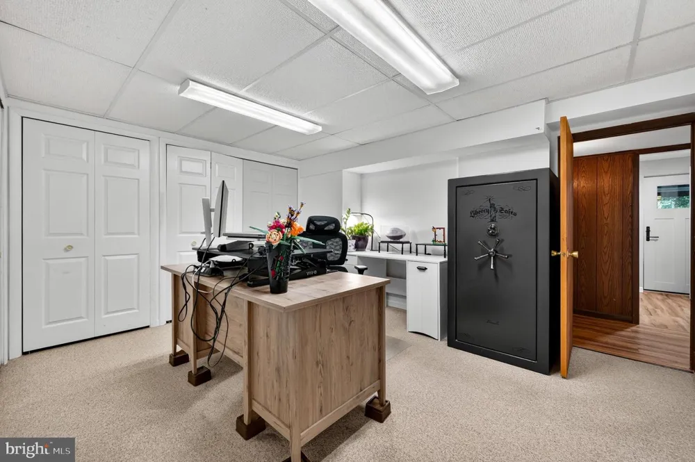 3914 RIVE DRIVE Alexandria, VA 22309