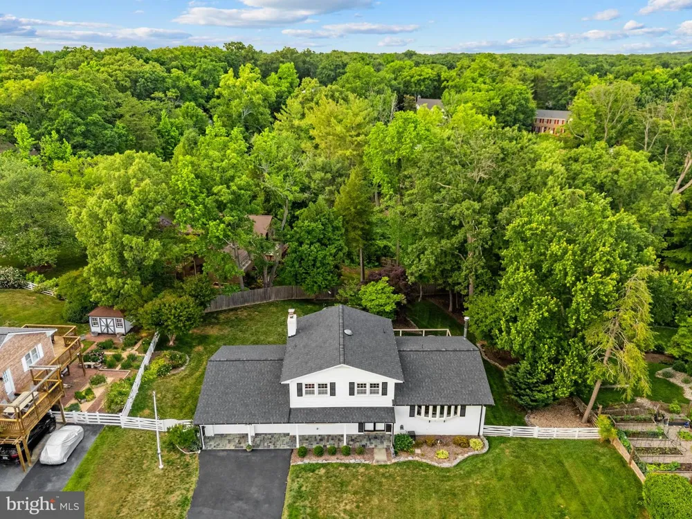 3914 RIVE DRIVE Alexandria, VA 22309