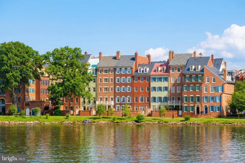 3914 RIVE DRIVE Alexandria, VA 22309
