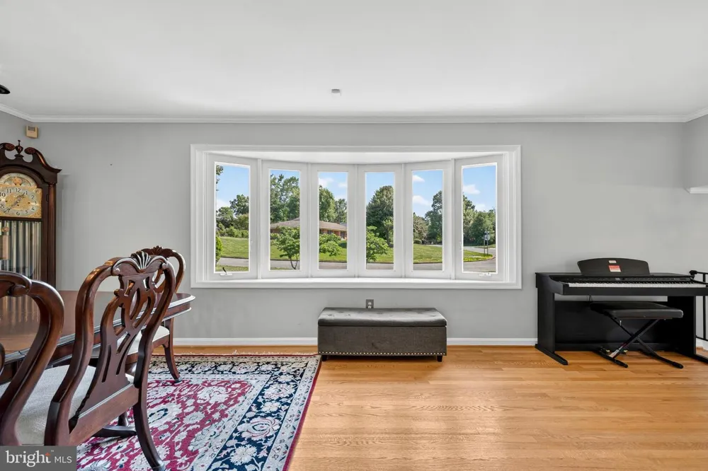 3914 RIVE DRIVE Alexandria, VA 22309