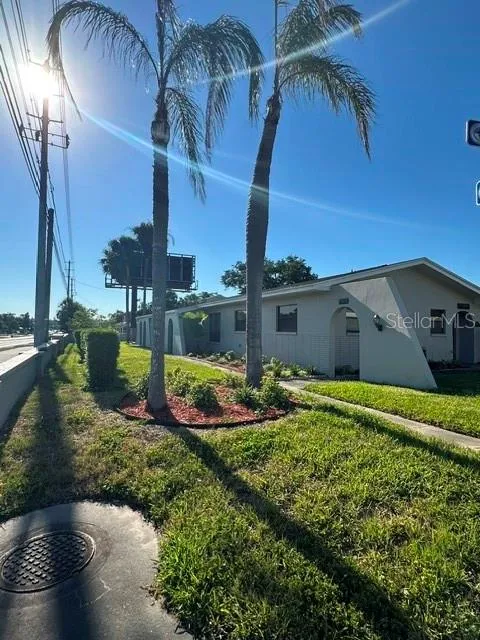 2301 W BAY DRIVE Largo, FL 33770