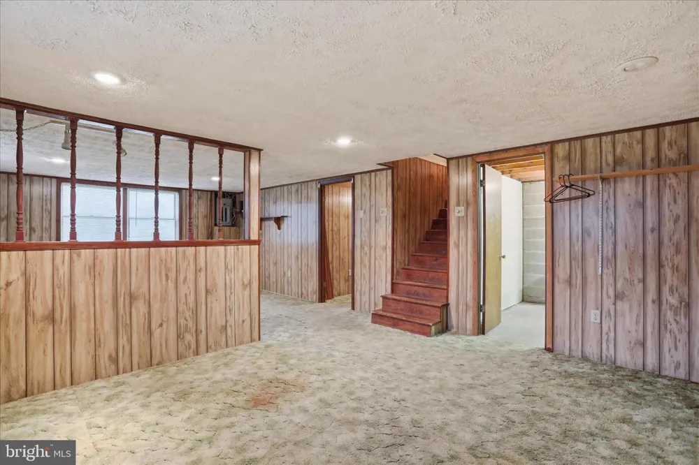317 DAWN AVENUE Woodstock, VA 22664