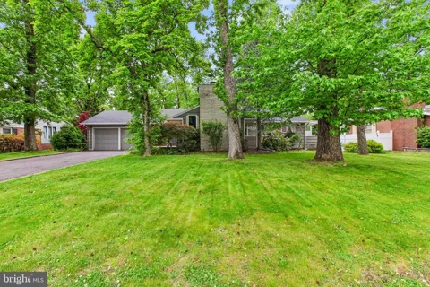 4 TAYLOR DRIVE