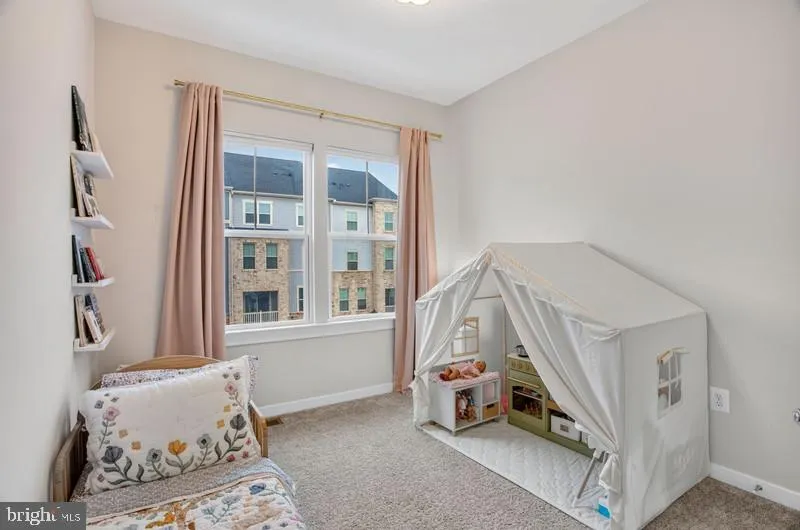 42620 PITLOCHRY TERRACE Sterling, VA 20166