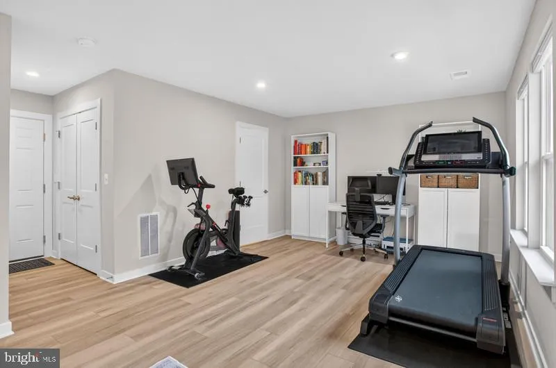42620 PITLOCHRY TERRACE Sterling, VA 20166