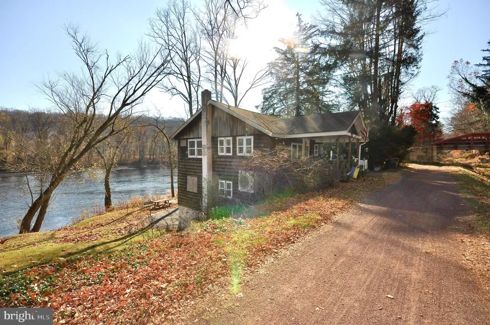 14 BRIDGE 5 Pipersville, PA 18947