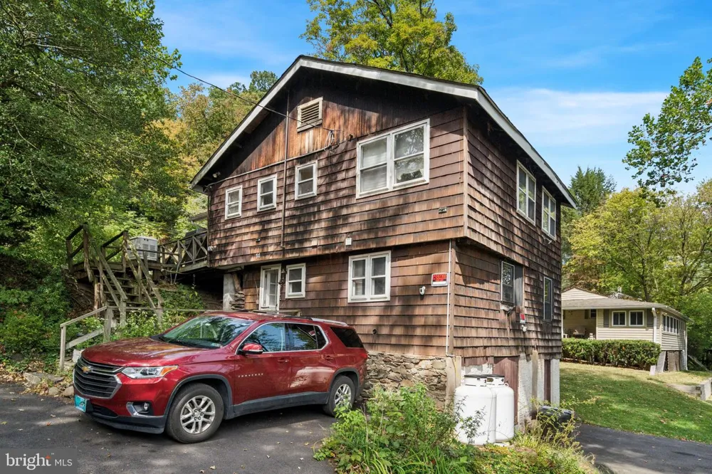 14 BRIDGE 5 Pipersville, PA 18947