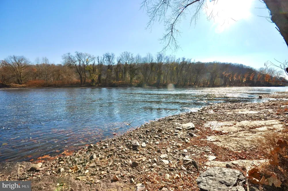 14 BRIDGE 5 Pipersville, PA 18947