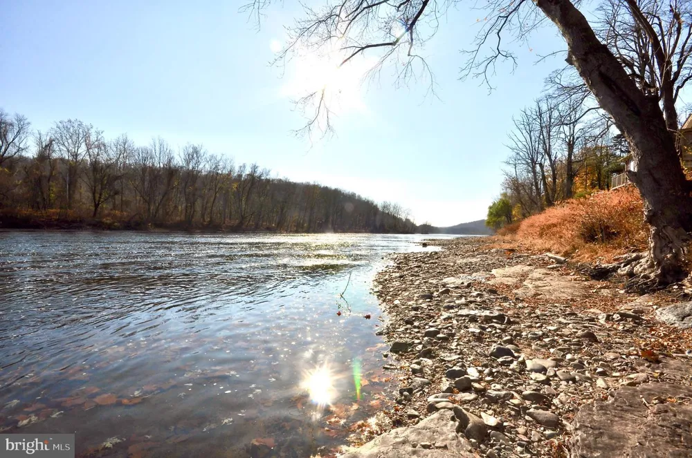 14 BRIDGE 5 Pipersville, PA 18947