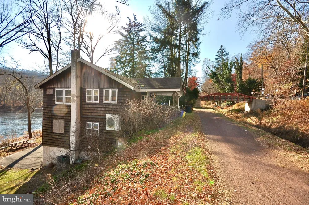 14 BRIDGE 5 Pipersville, PA 18947
