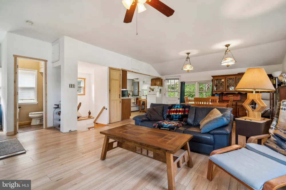 14 BRIDGE 5 Pipersville, PA 18947