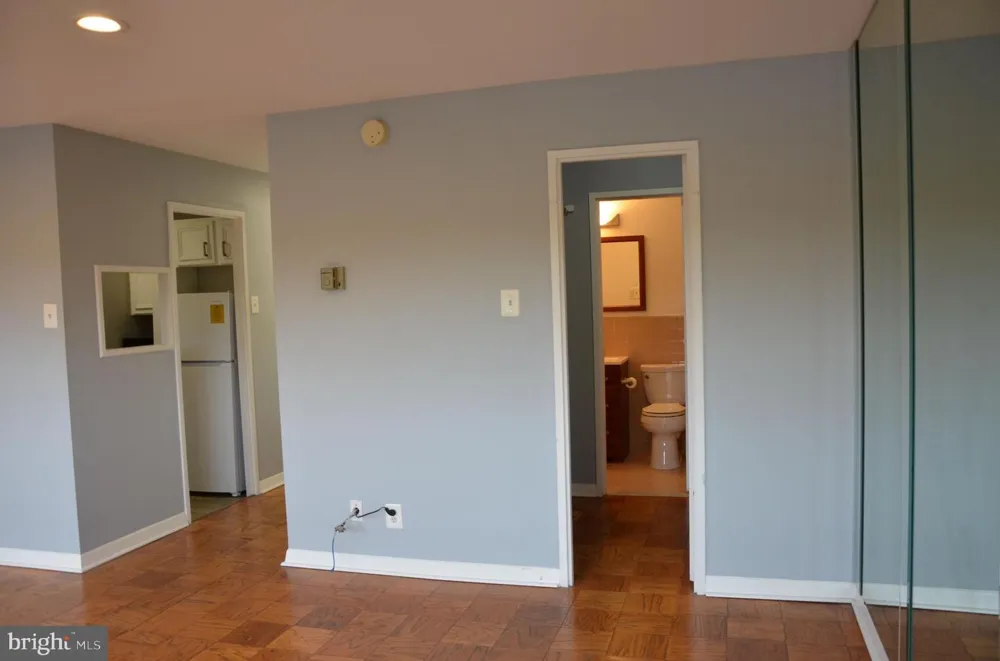 1900 LYTTONSVILLE ROAD #1103 Silver Spring, MD 20910
