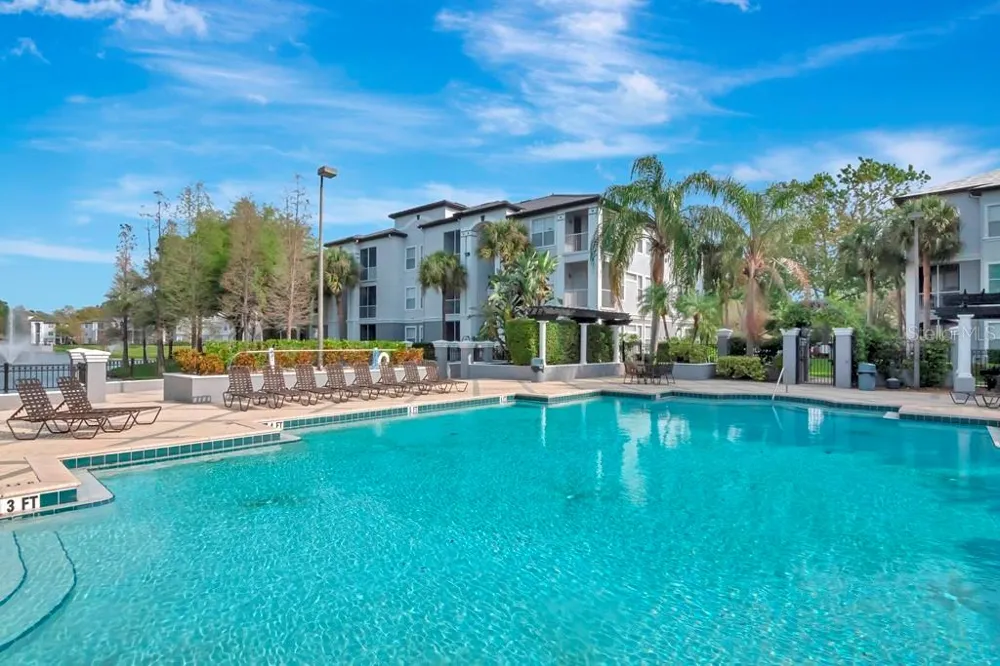 5815 LEGACY CRESCENT PLACE #202 Riverview, FL 33578
