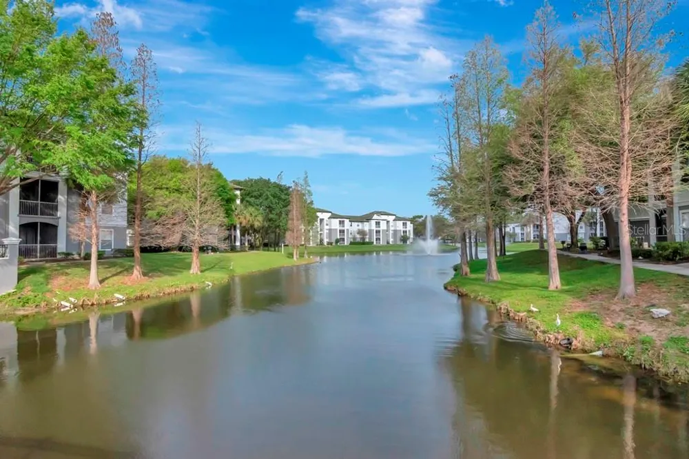 5815 LEGACY CRESCENT PLACE #202 Riverview, FL 33578