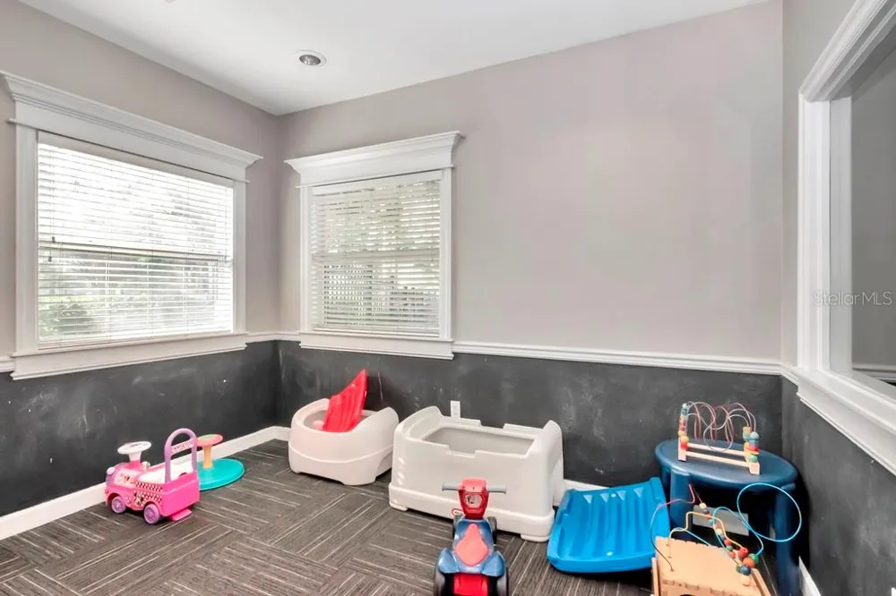 5815 LEGACY CRESCENT PLACE #202 Riverview, FL 33578