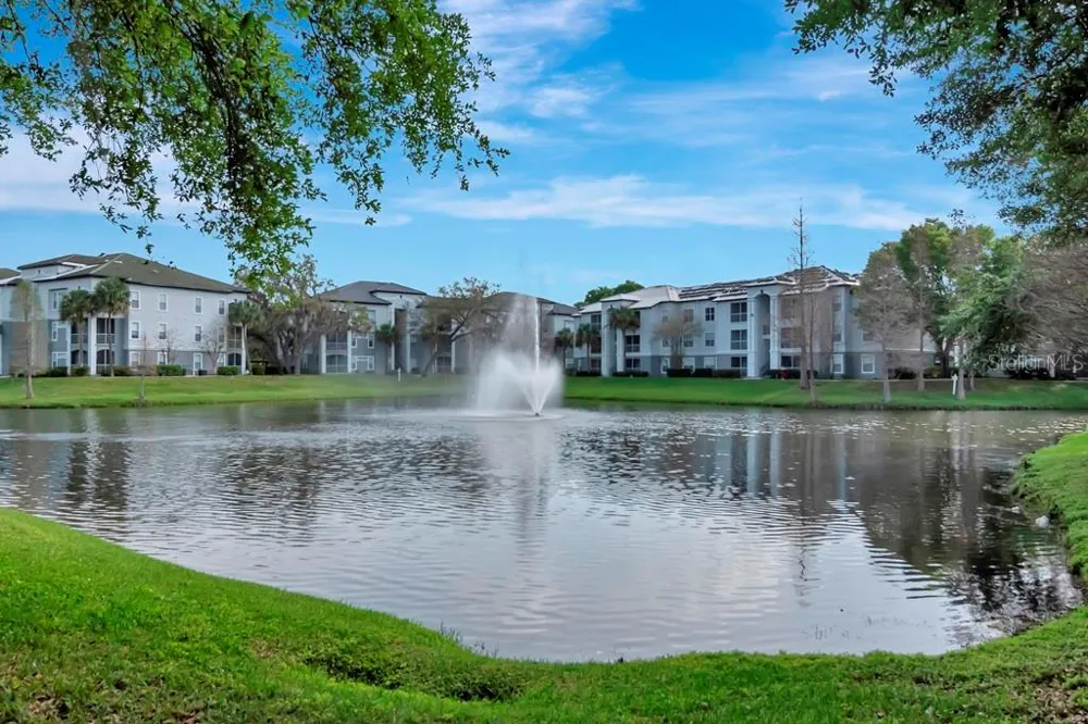 5815 LEGACY CRESCENT PLACE #202 Riverview, FL 33578