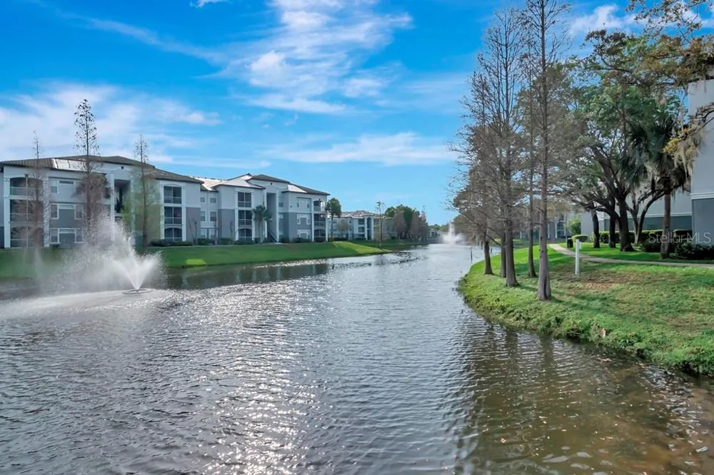 5815 LEGACY CRESCENT PLACE #202 Riverview, FL 33578