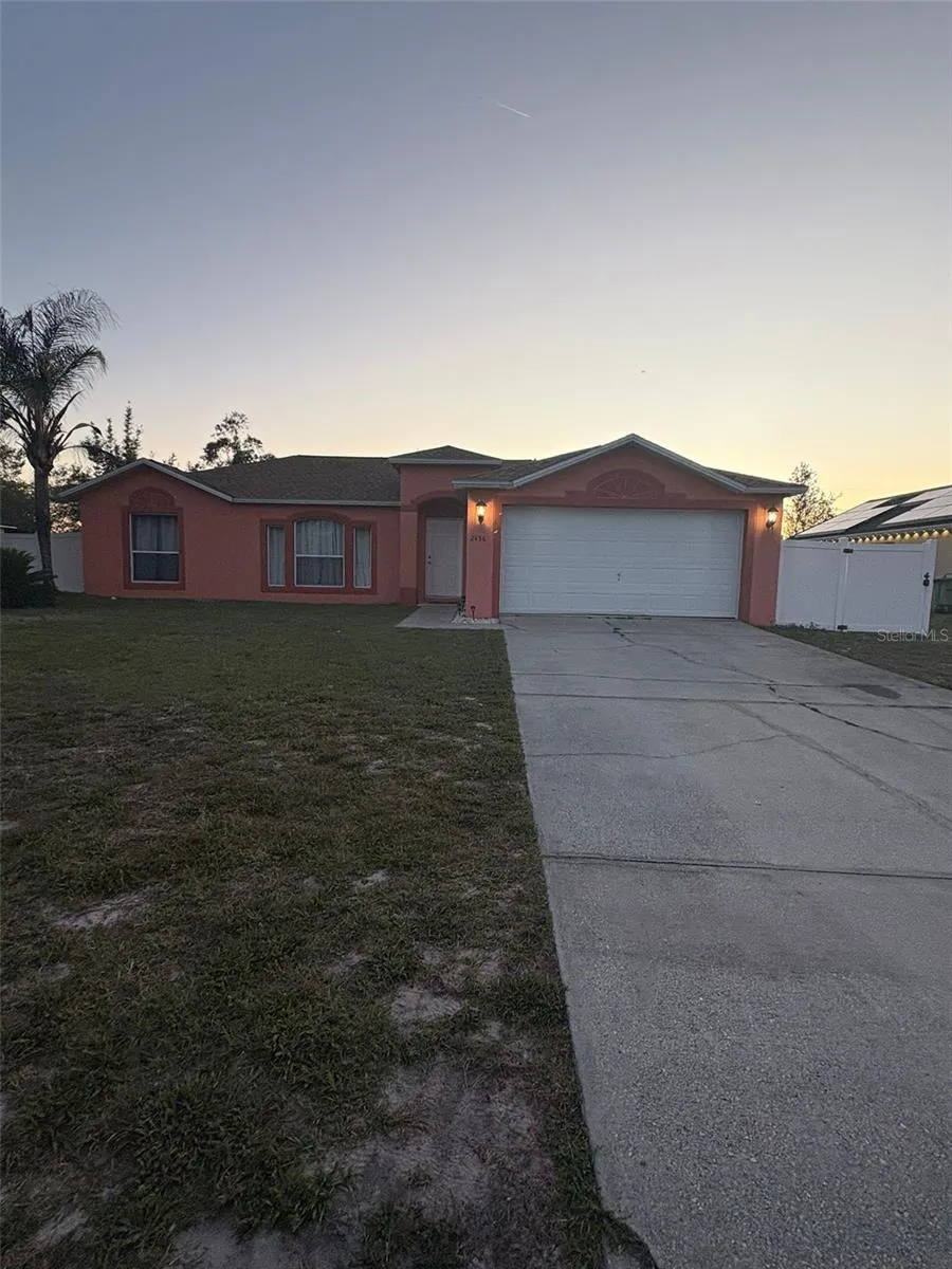 2436 COURTLAND BOULEVARD Deltona, FL 32738
