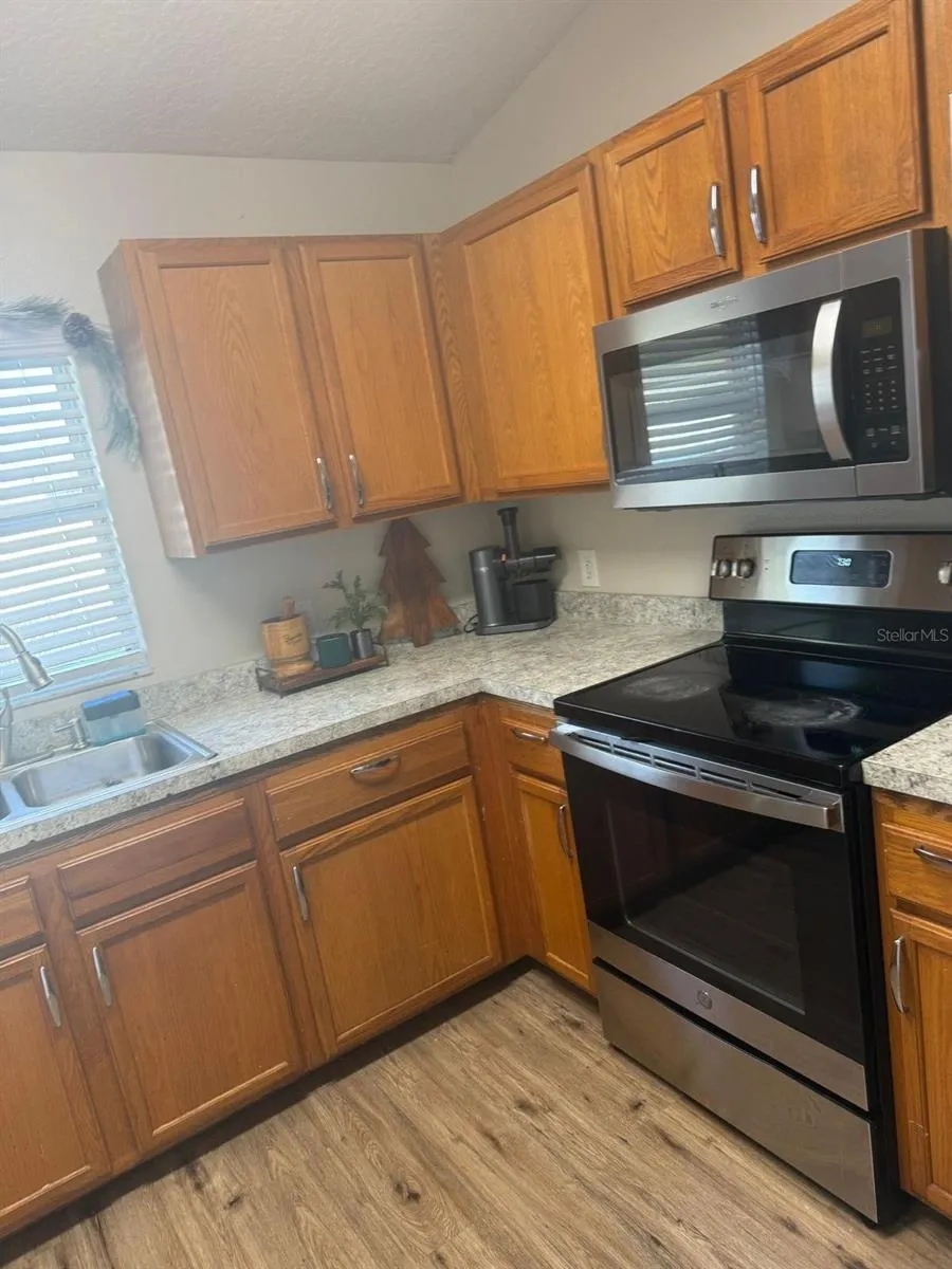 2436 COURTLAND BOULEVARD Deltona, FL 32738