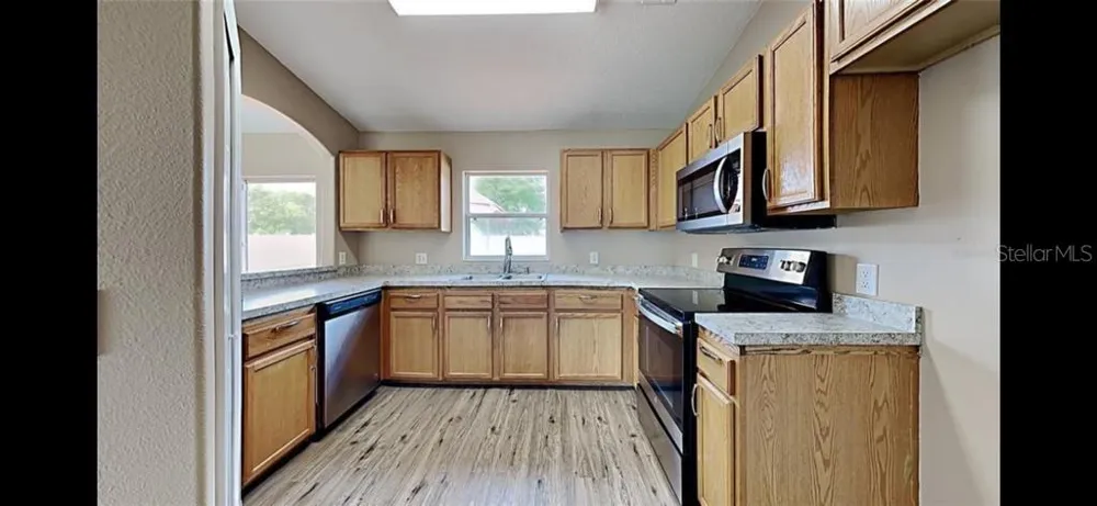 2436 COURTLAND BOULEVARD Deltona, FL 32738