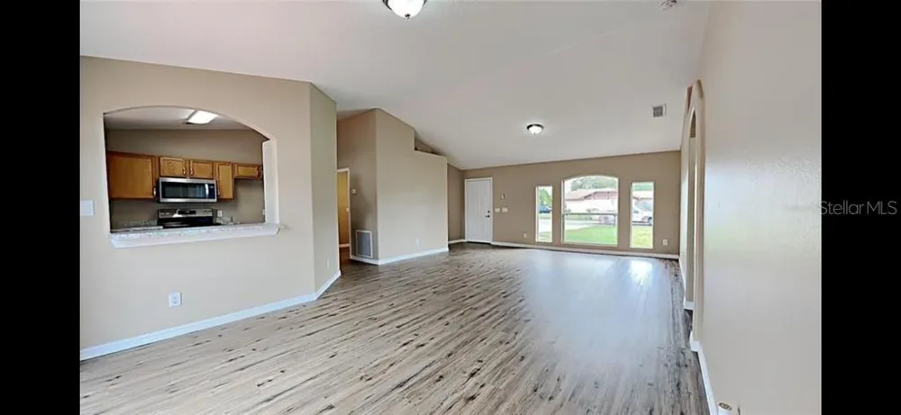 2436 COURTLAND BOULEVARD Deltona, FL 32738