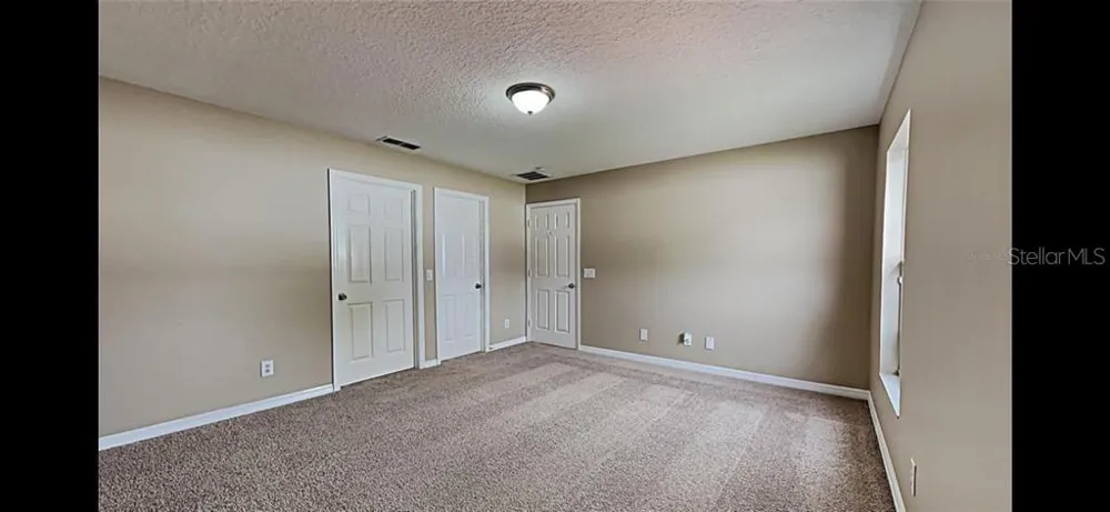 2436 COURTLAND BOULEVARD Deltona, FL 32738