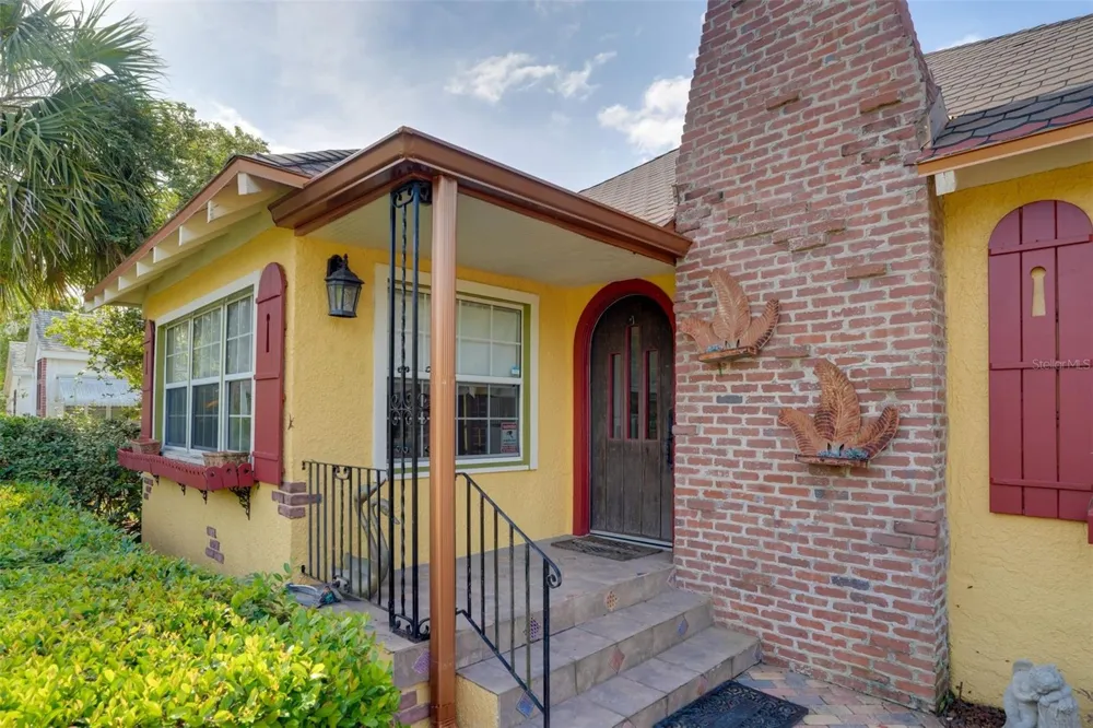 2390 SHERIDAN ROAD Mount Dora, FL 32757