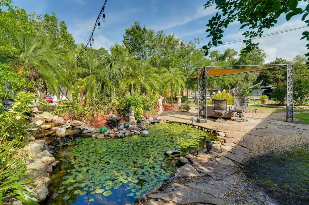 2390 SHERIDAN ROAD Mount Dora, FL 32757
