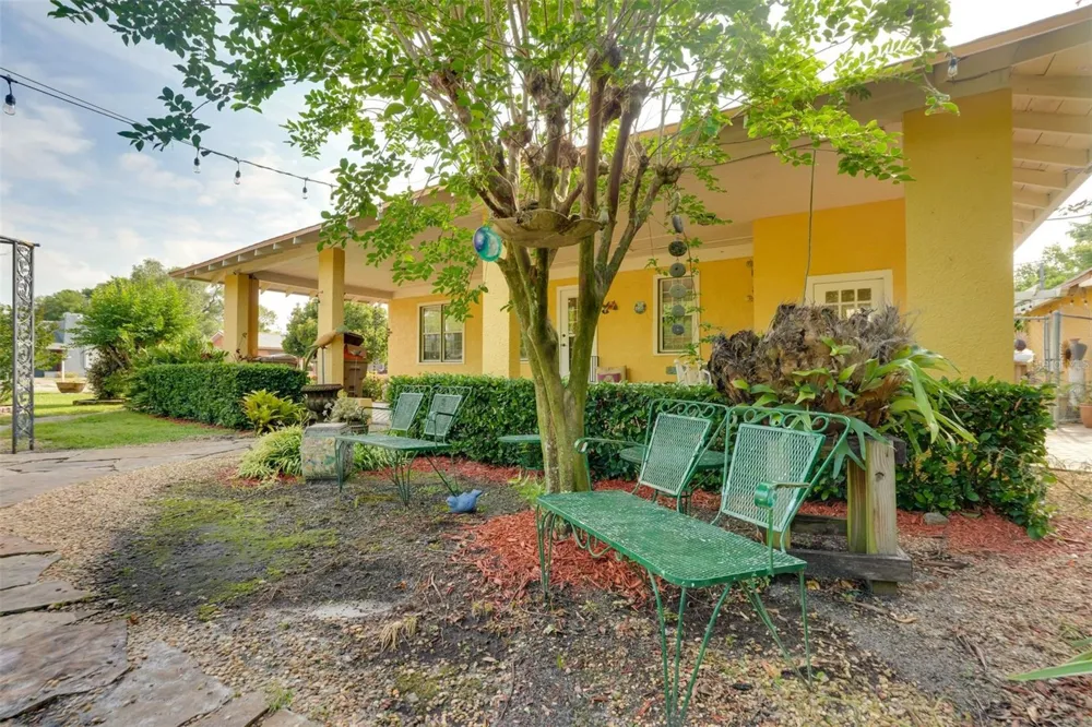 2390 SHERIDAN ROAD Mount Dora, FL 32757