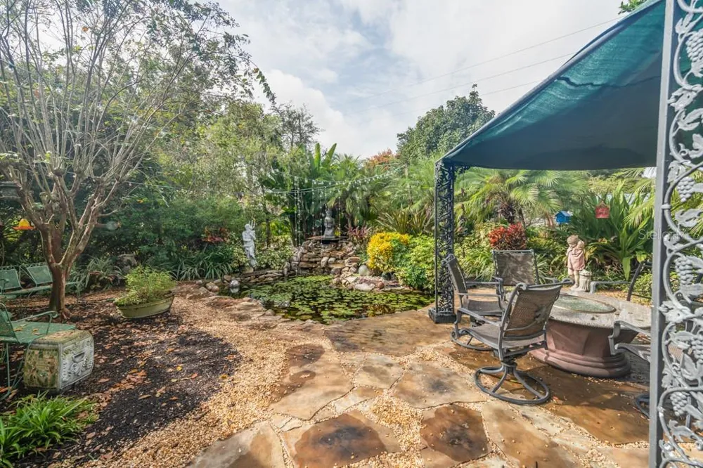 2390 SHERIDAN ROAD Mount Dora, FL 32757