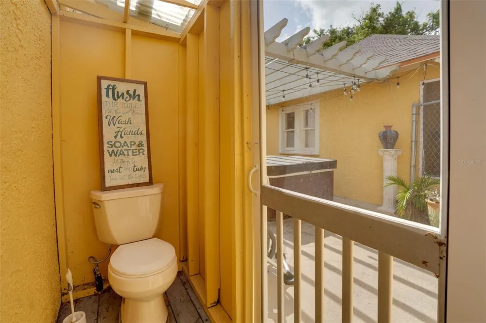 2390 SHERIDAN ROAD Mount Dora, FL 32757