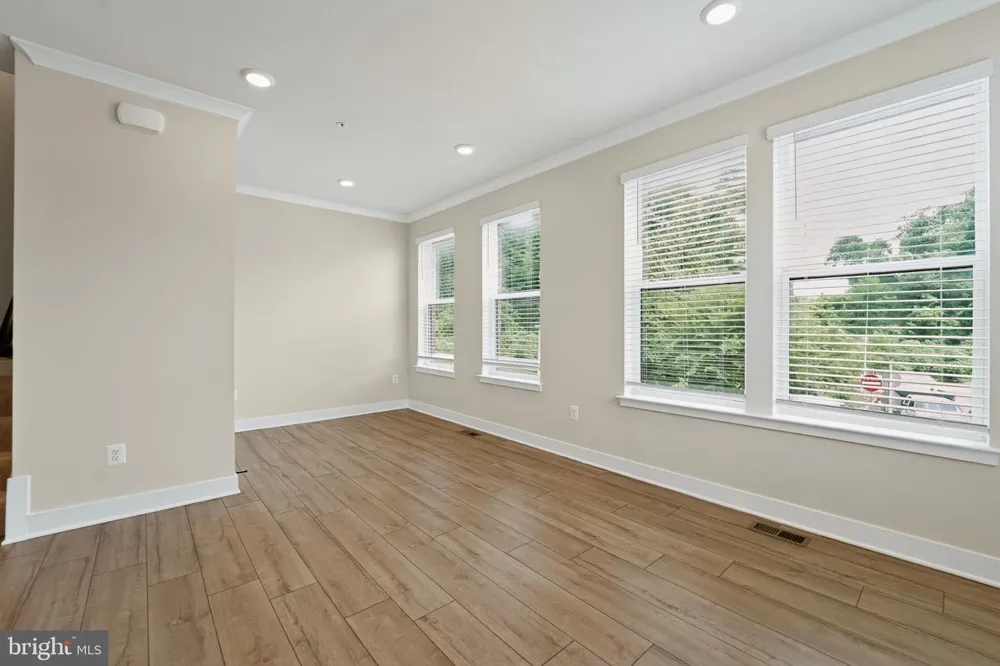 4341 LAPLATA AVENUE Baltimore, MD 21211