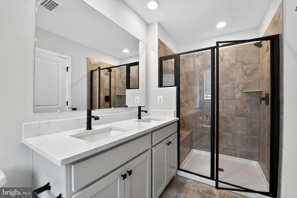 4341 LAPLATA AVENUE Baltimore, MD 21211