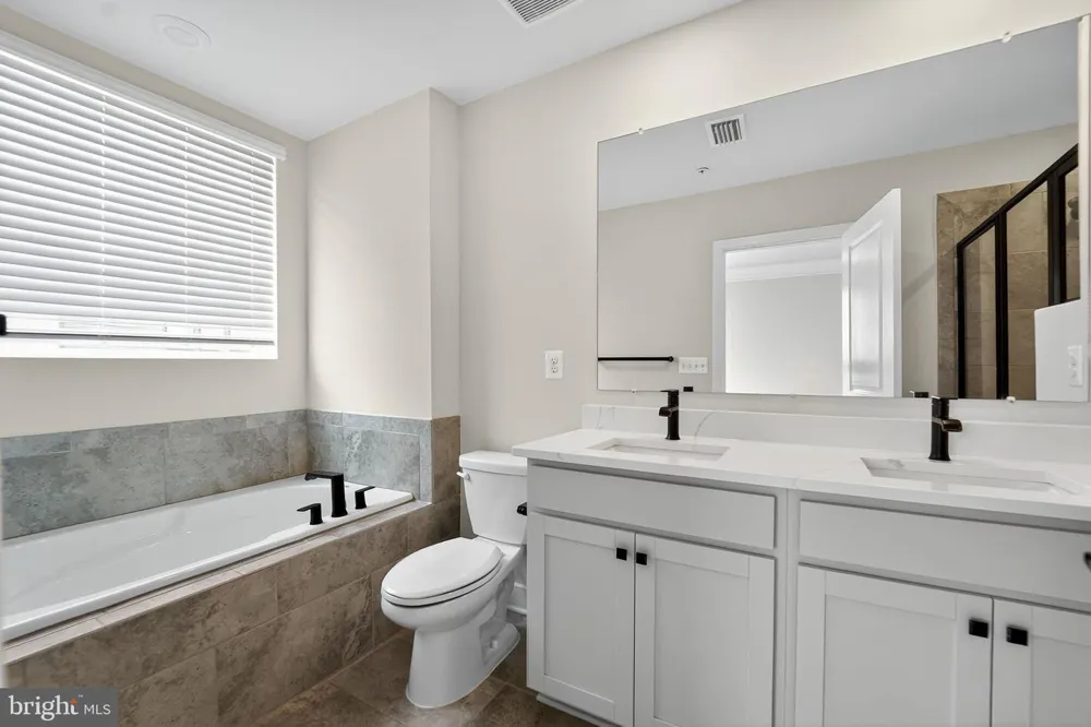 4341 LAPLATA AVENUE Baltimore, MD 21211