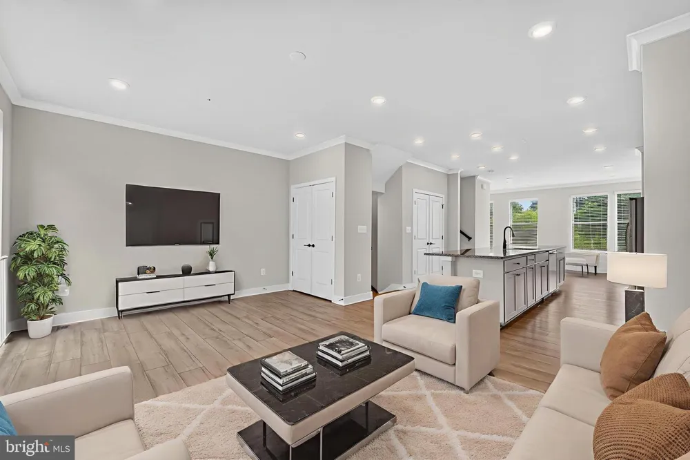 4341 LAPLATA AVENUE Baltimore, MD 21211