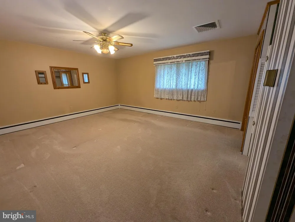 203 WEMPE DRIVE Cumberland, MD 21502