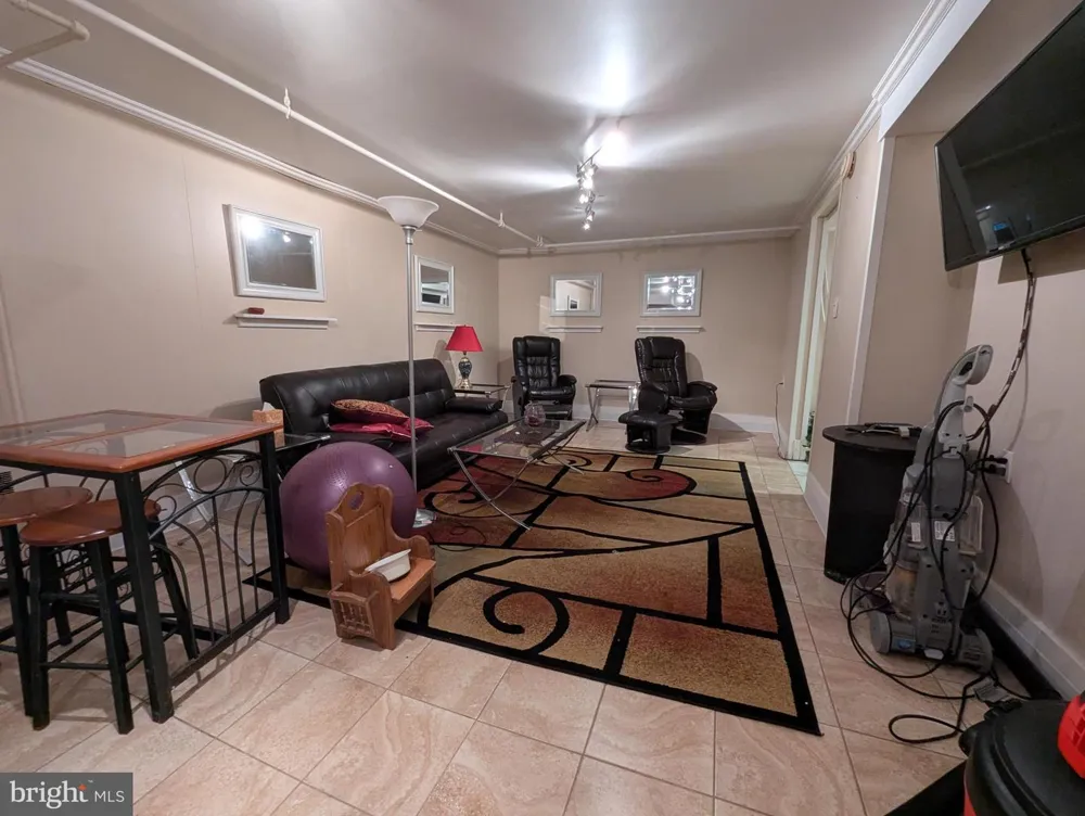 203 WEMPE DRIVE Cumberland, MD 21502