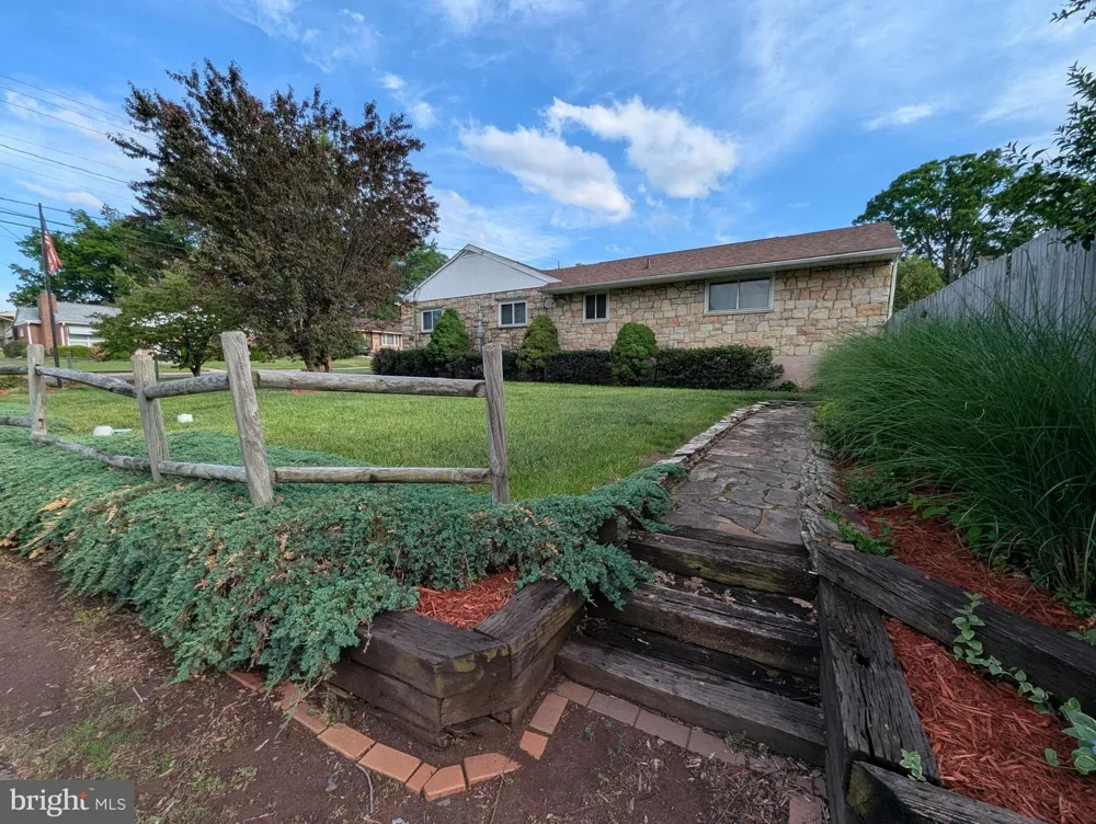203 WEMPE DRIVE Cumberland, MD 21502