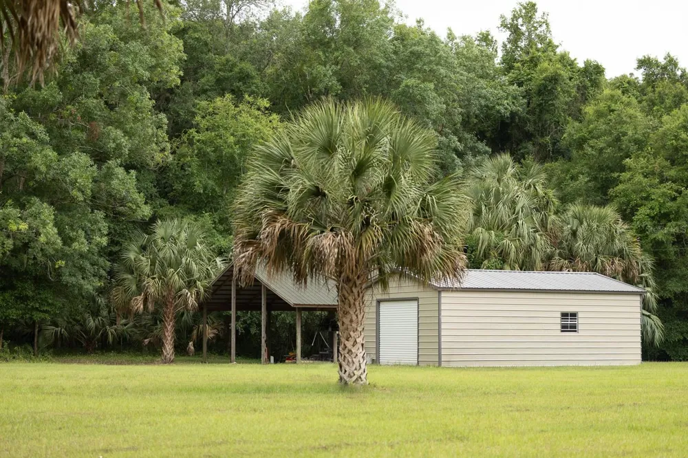 18833 NE 24TH AVENUE Citra, FL 32113