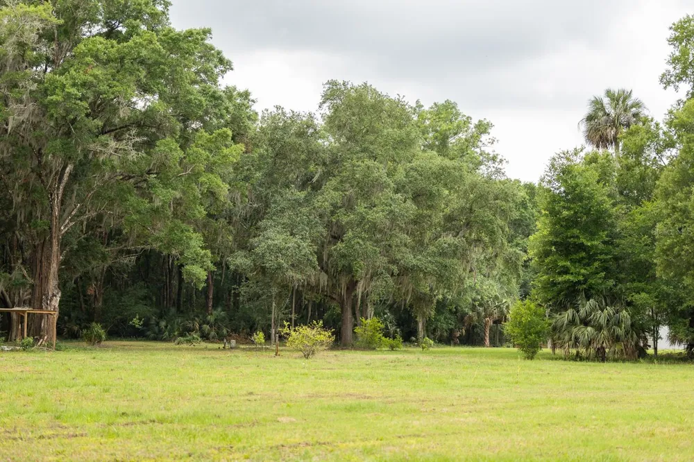 18833 NE 24TH AVENUE Citra, FL 32113