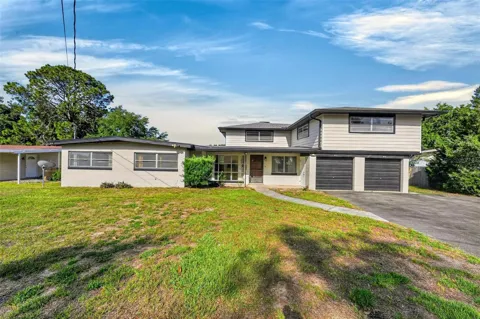 710 TWIN OAKS LANE