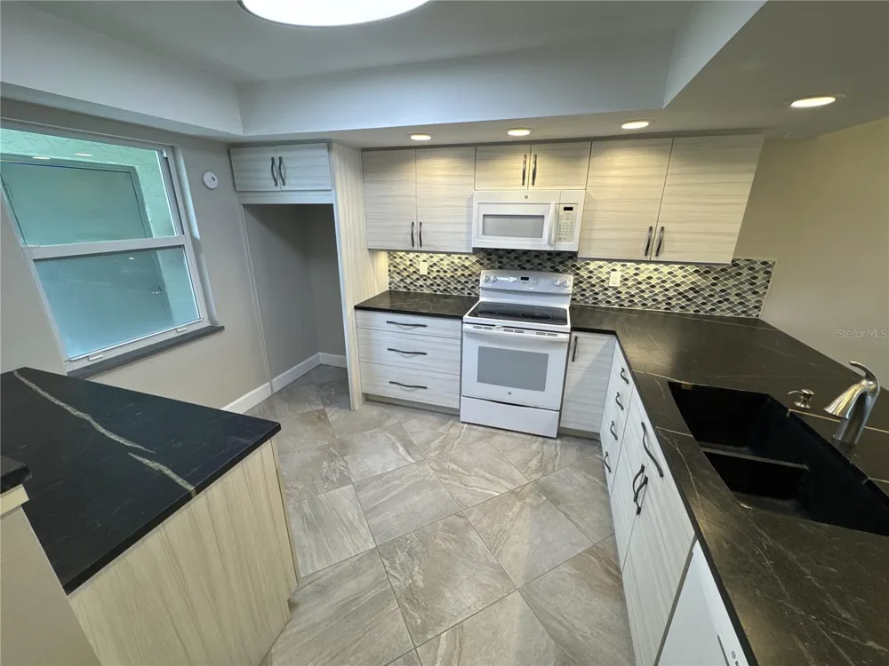 3600 BAL HARBOR BOULEVARD #1G Punta Gorda, FL 33950