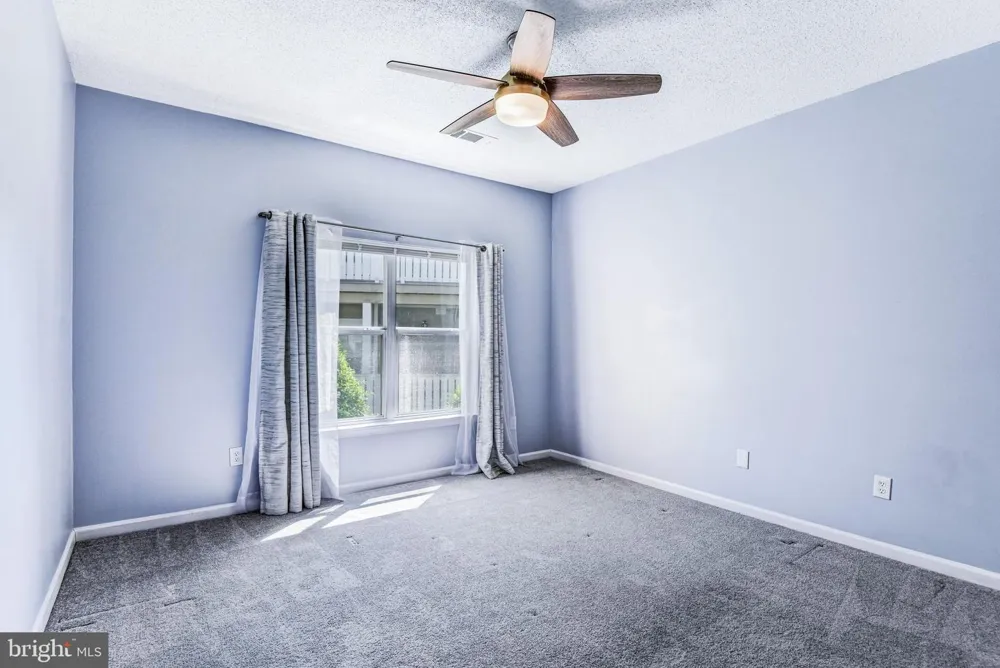 14300 GRAPE HOLLY GROVE #24 Centreville, VA 20121